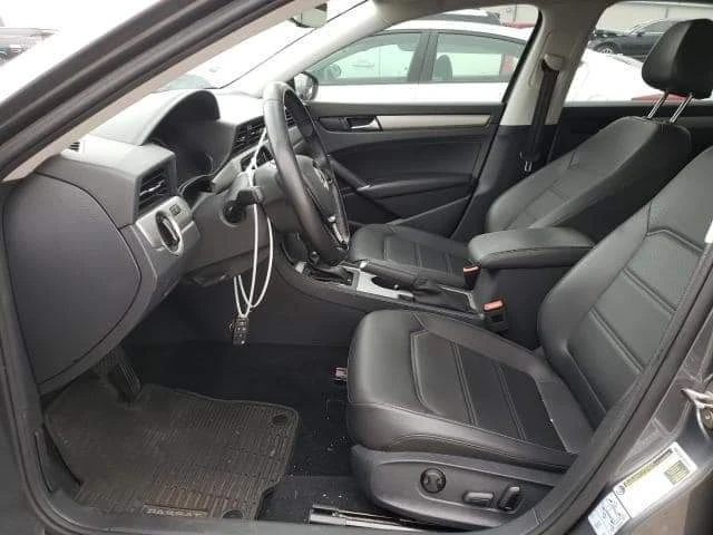 VW Passat, снимка 9 - Автомобили и джипове - 47638646