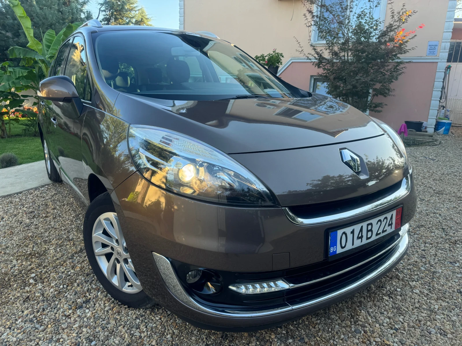 Renault Scenic 1.2 Turbo Swissline - изображение 3