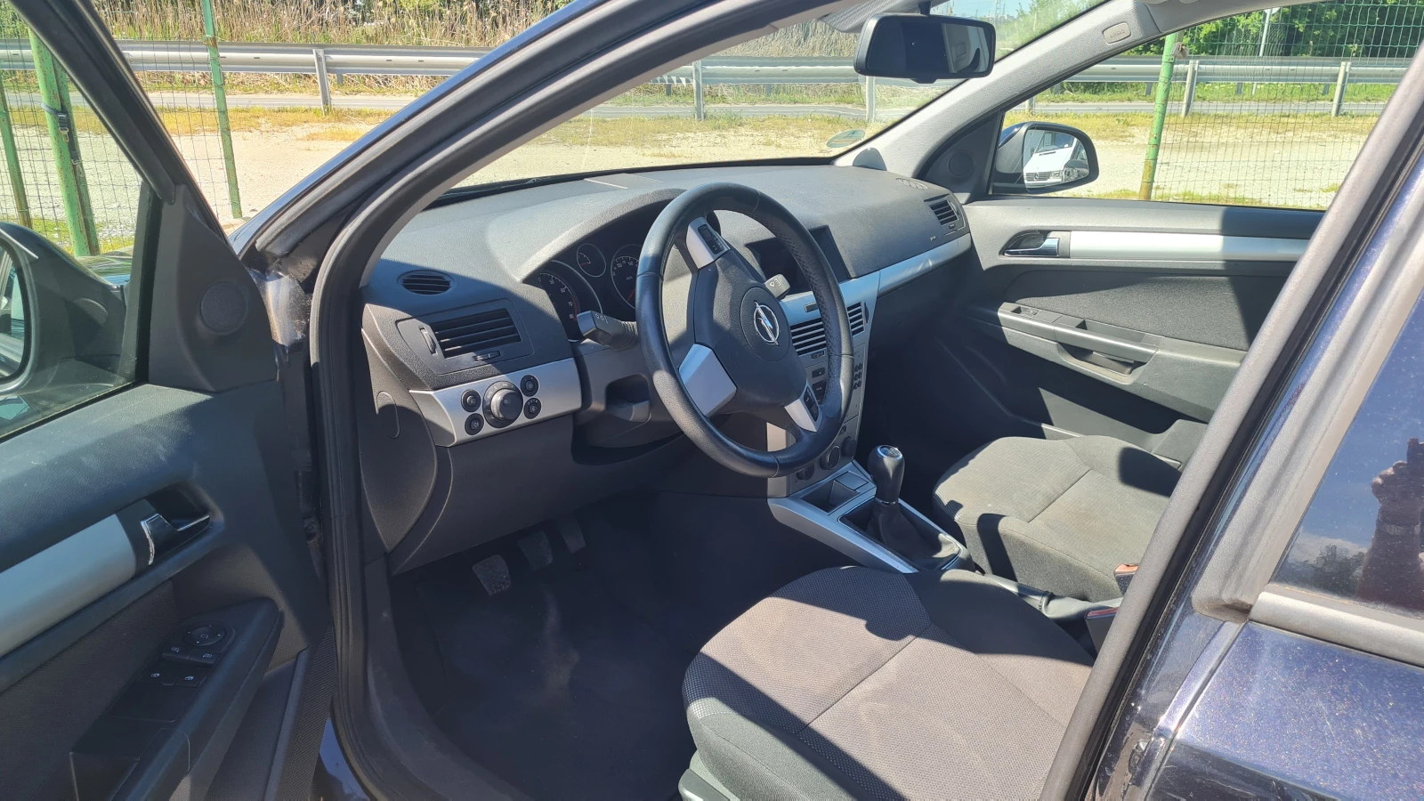 Opel Astra 1.4i - изображение 6