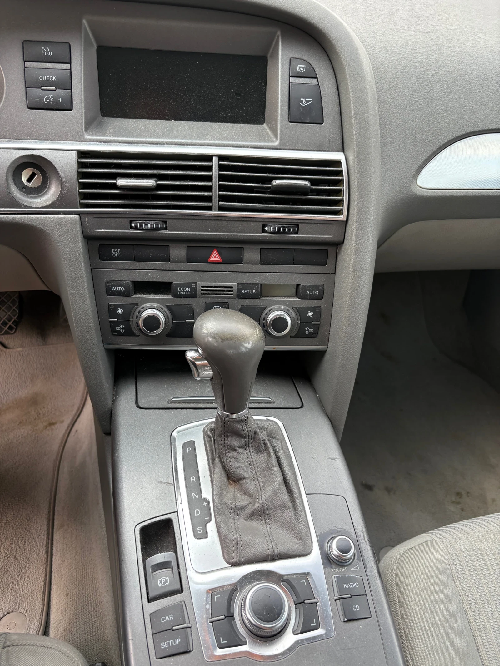 Audi A6 2, 4 V6 - изображение 10