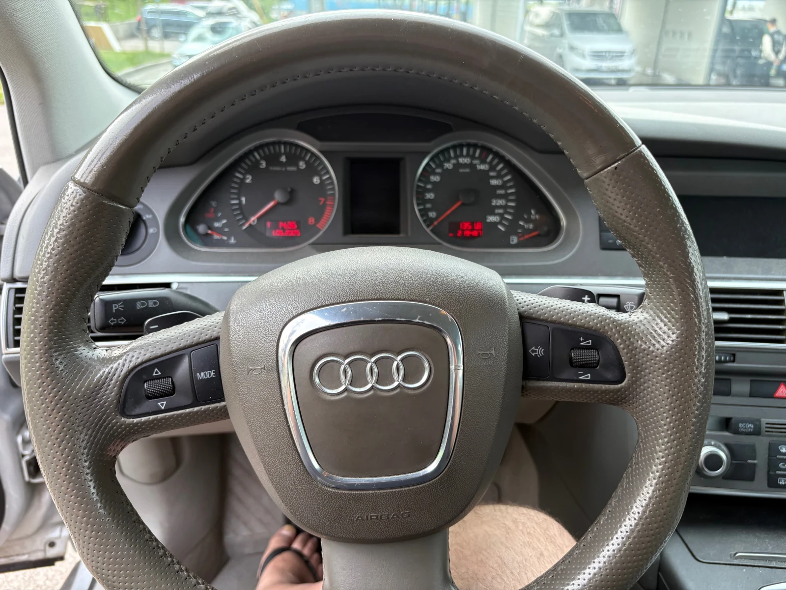 Audi A6 2, 4 V6 - изображение 8