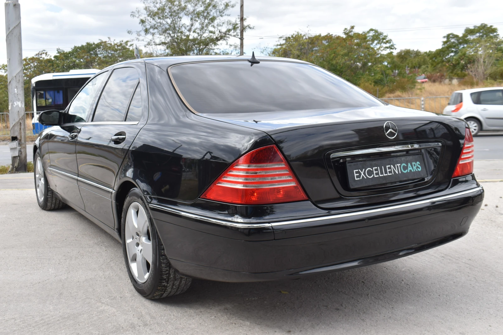 Mercedes-Benz S 500 4x4* DISSTRONIC* 4-ОБДУХ* ВЪЗДУХ* ВАКУУМ* FULL - изображение 4