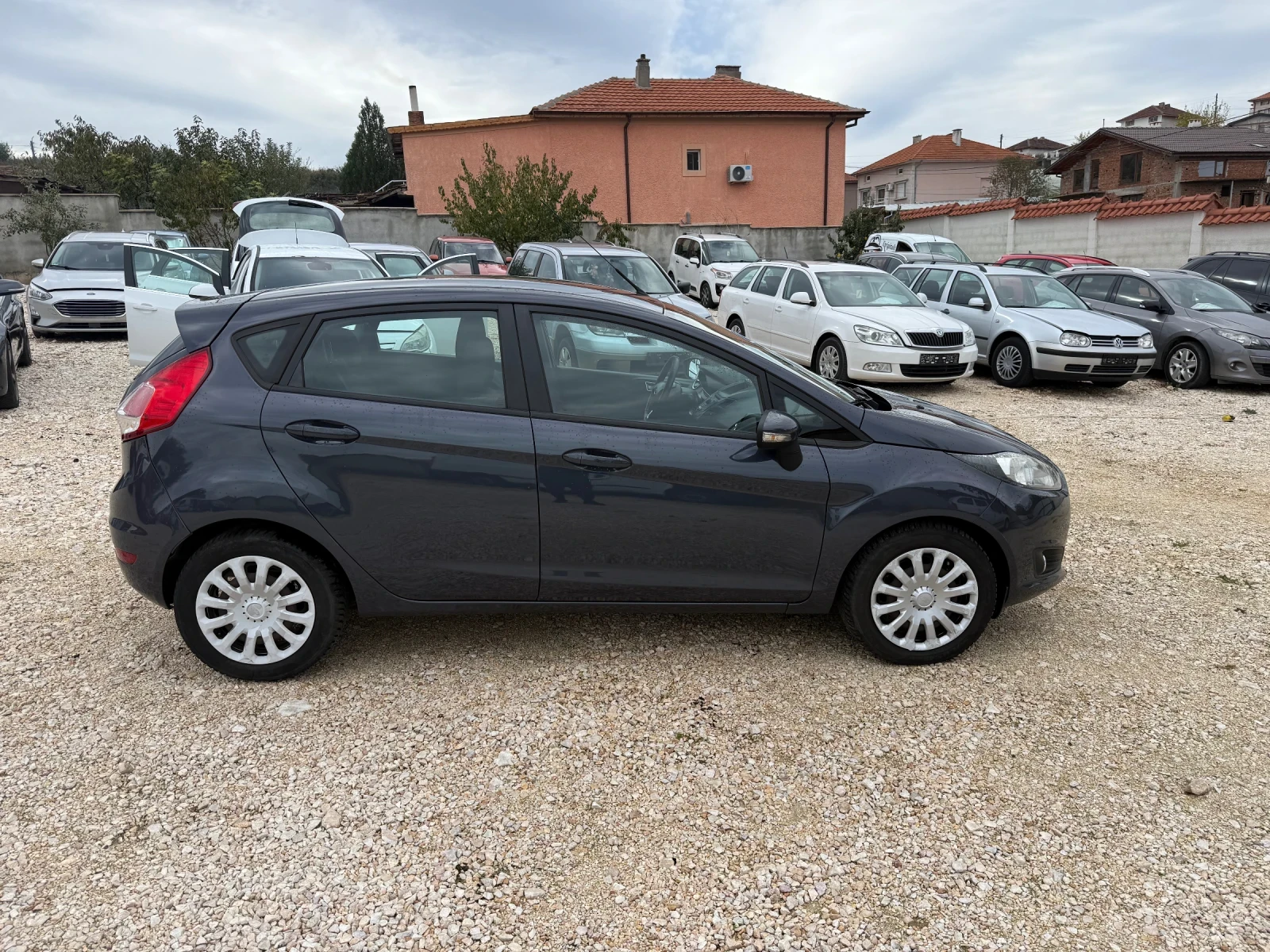 Ford Fiesta 1.4i-Газ-Бензин-ТЕКНИК-Заводска АГУ | Mobile.bg — изображение 6
