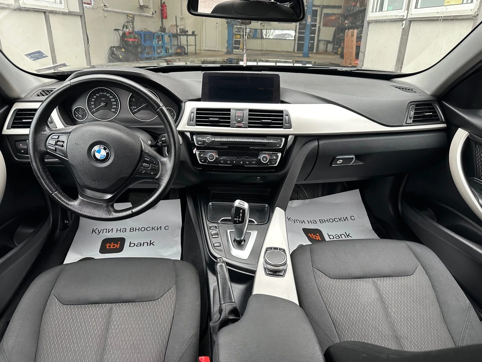 BMW 318 2.0d Euro6d  8    | Mobile.bg   12