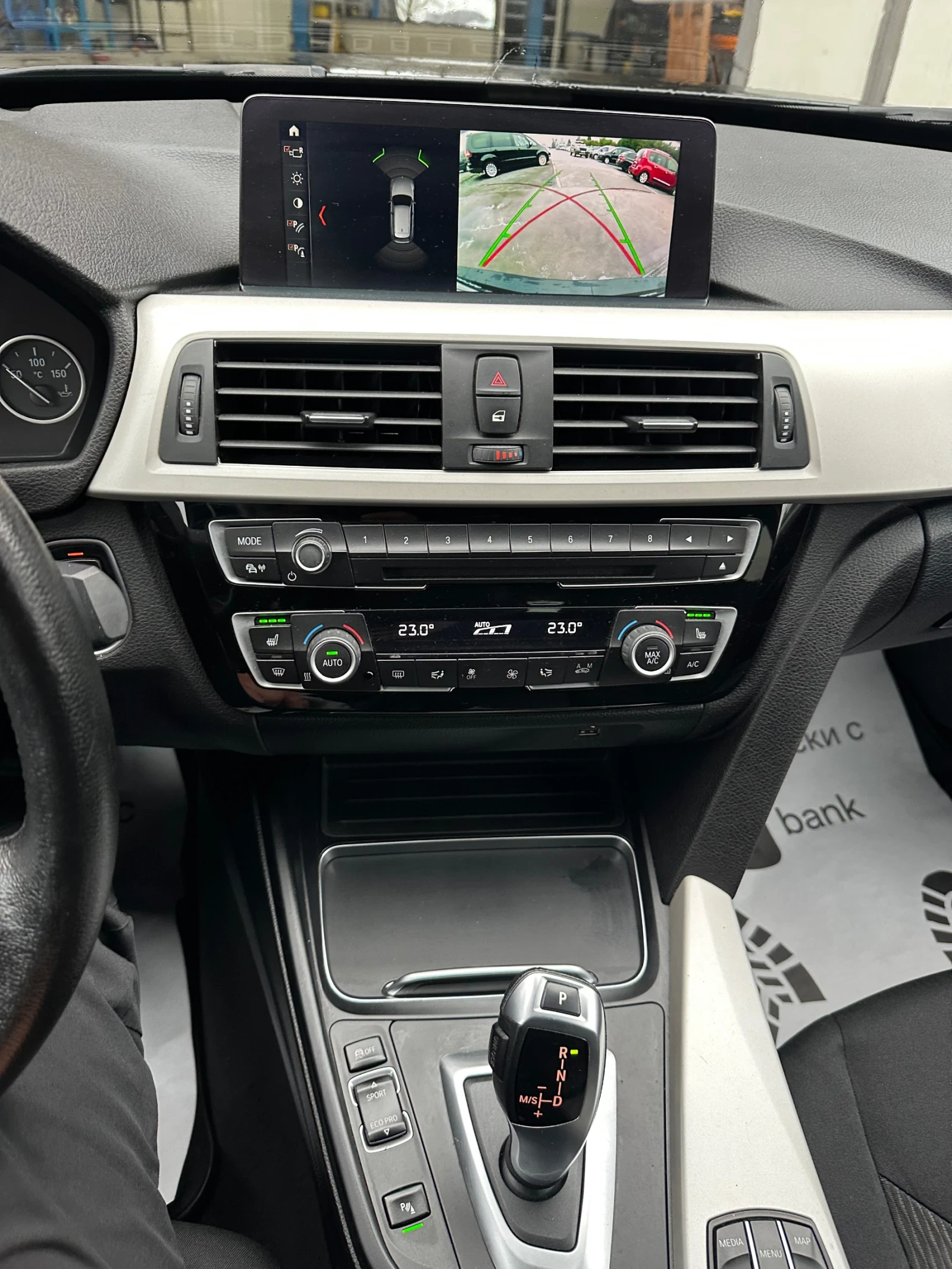 BMW 318 2.0d Euro6d  8    | Mobile.bg   16