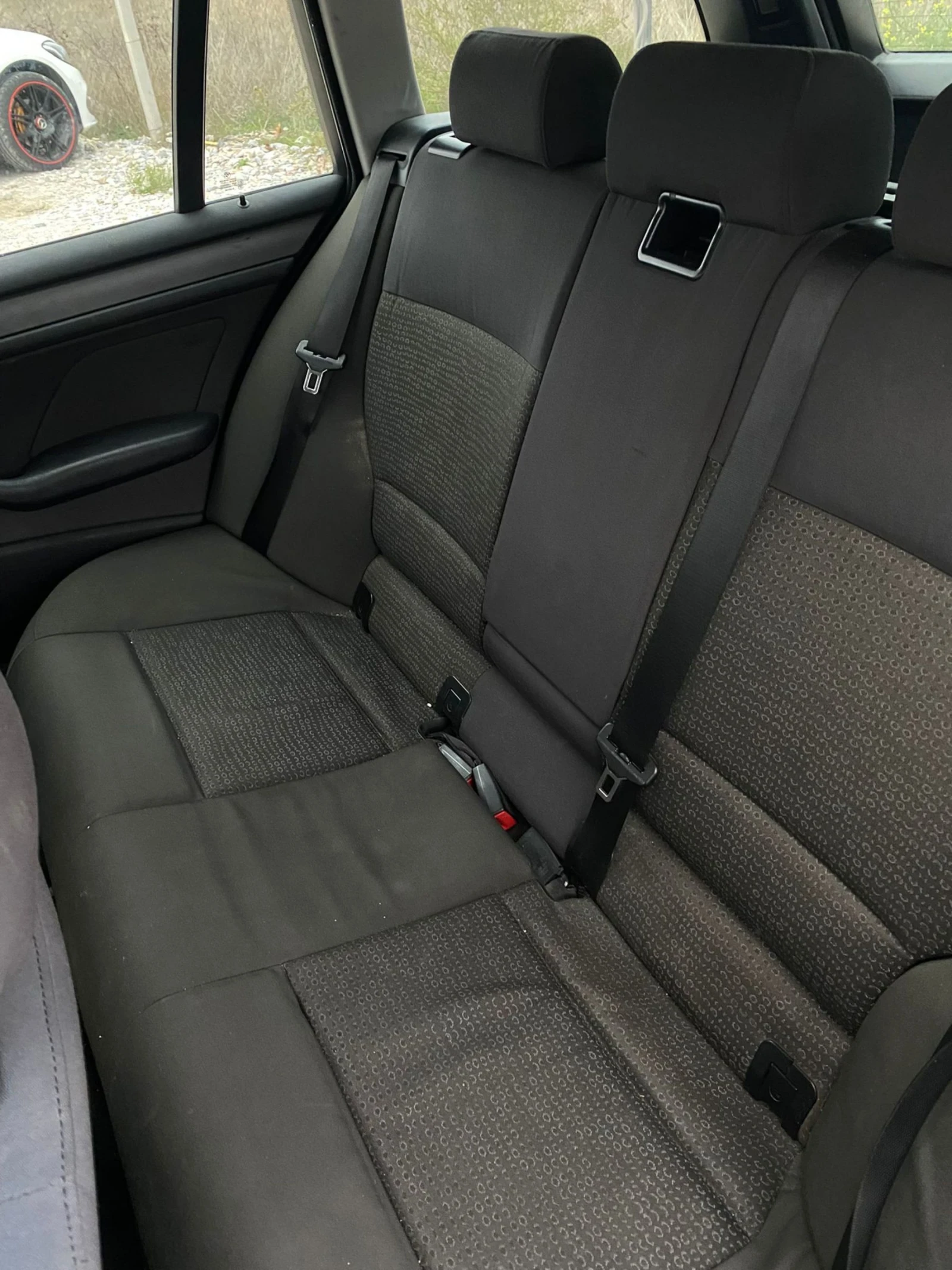 BMW 320  - изображение 8