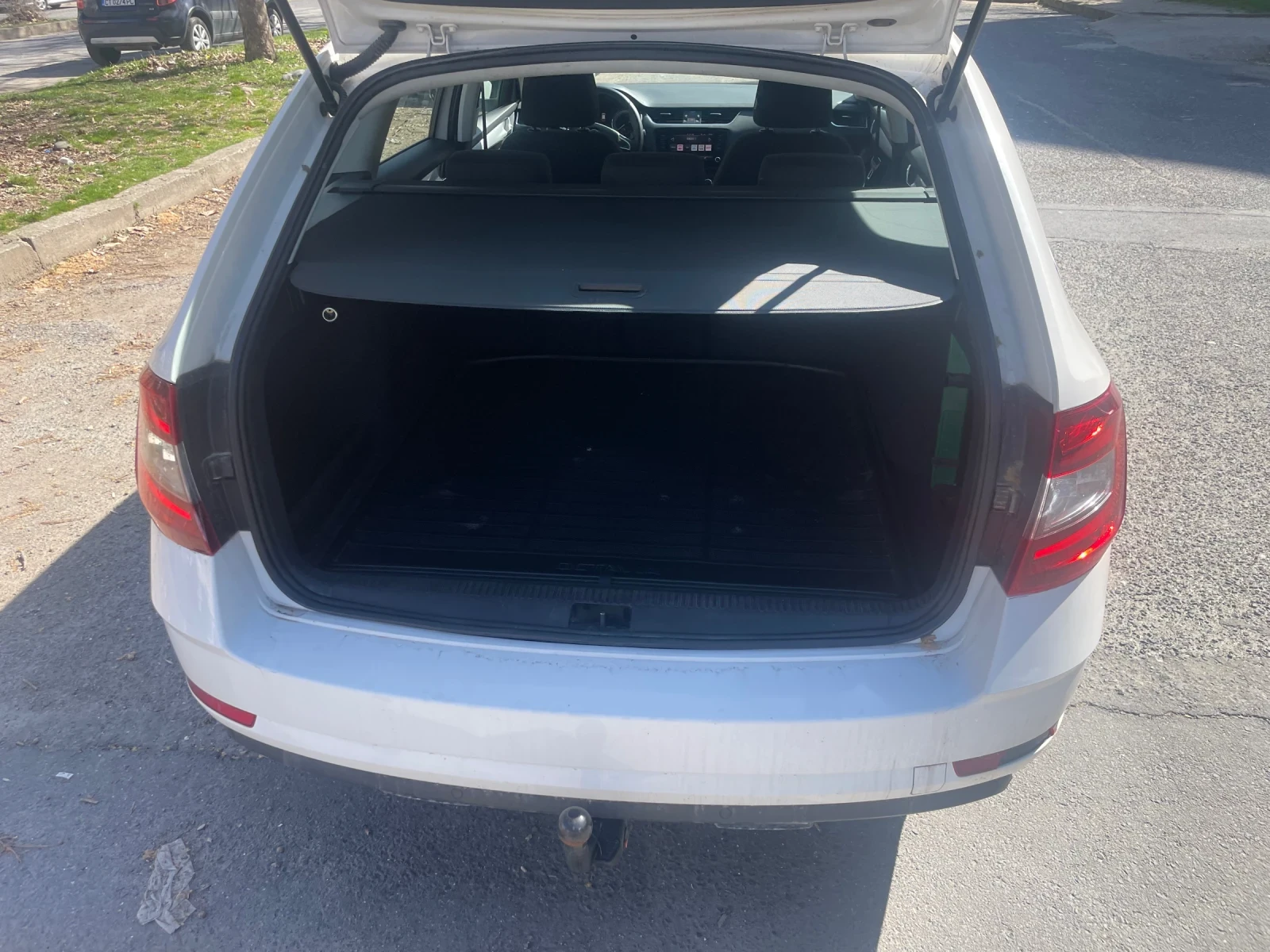 Skoda Octavia, снимка 6 - Автомобили и джипове - 53369459