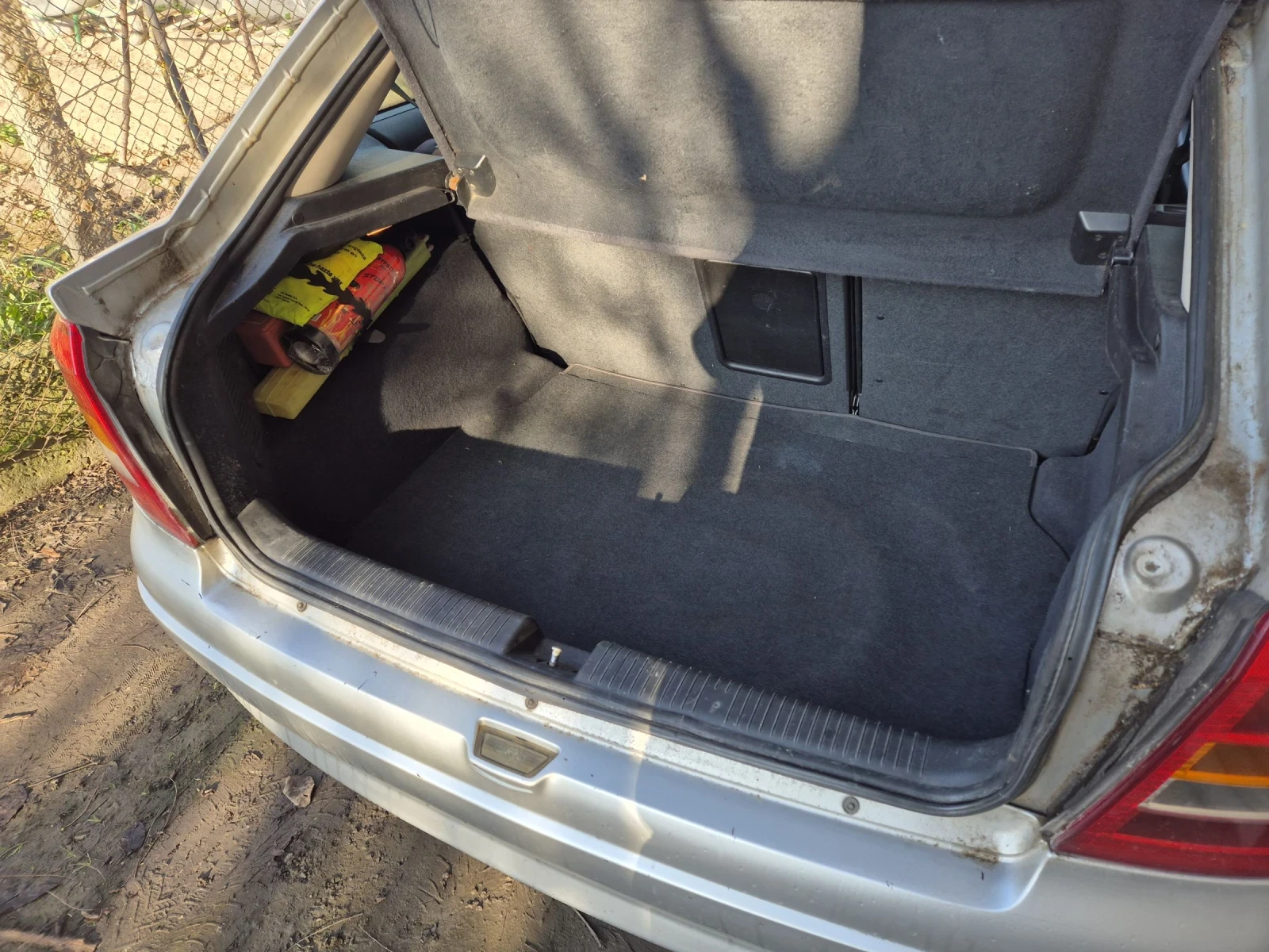 Opel Astra 1.6 i, снимка 12 - Автомобили и джипове - 53231951