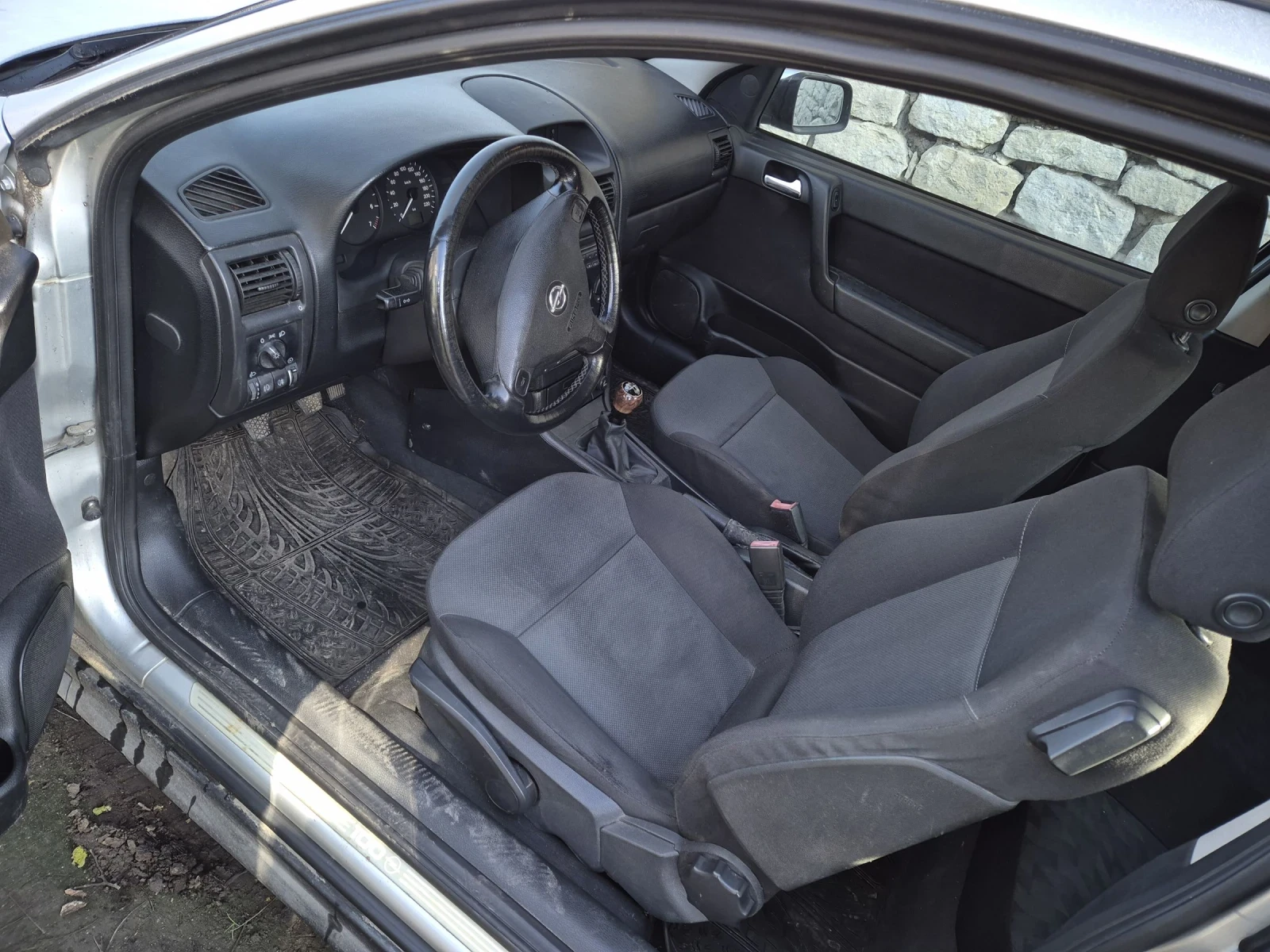 Opel Astra 1.6 i, снимка 9 - Автомобили и джипове - 53231951