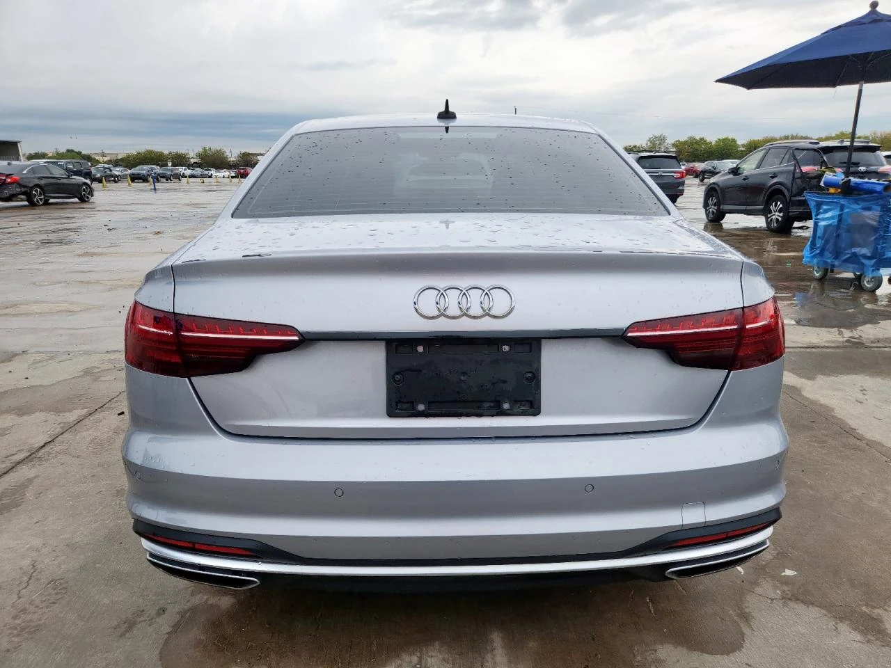 Audi A4 2.0l Premium 40, снимка 6 - Автомобили и джипове - 53939658