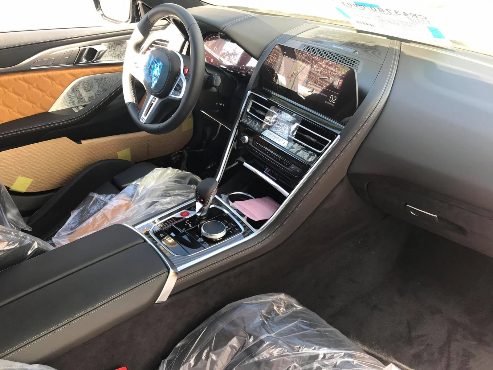 BMW M8 Competition xDrive, снимка 7 - Автомобили и джипове - 54043777