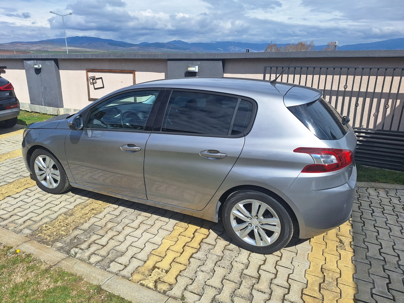 Peugeot 308, снимка 3 - Автомобили и джипове - 54067841