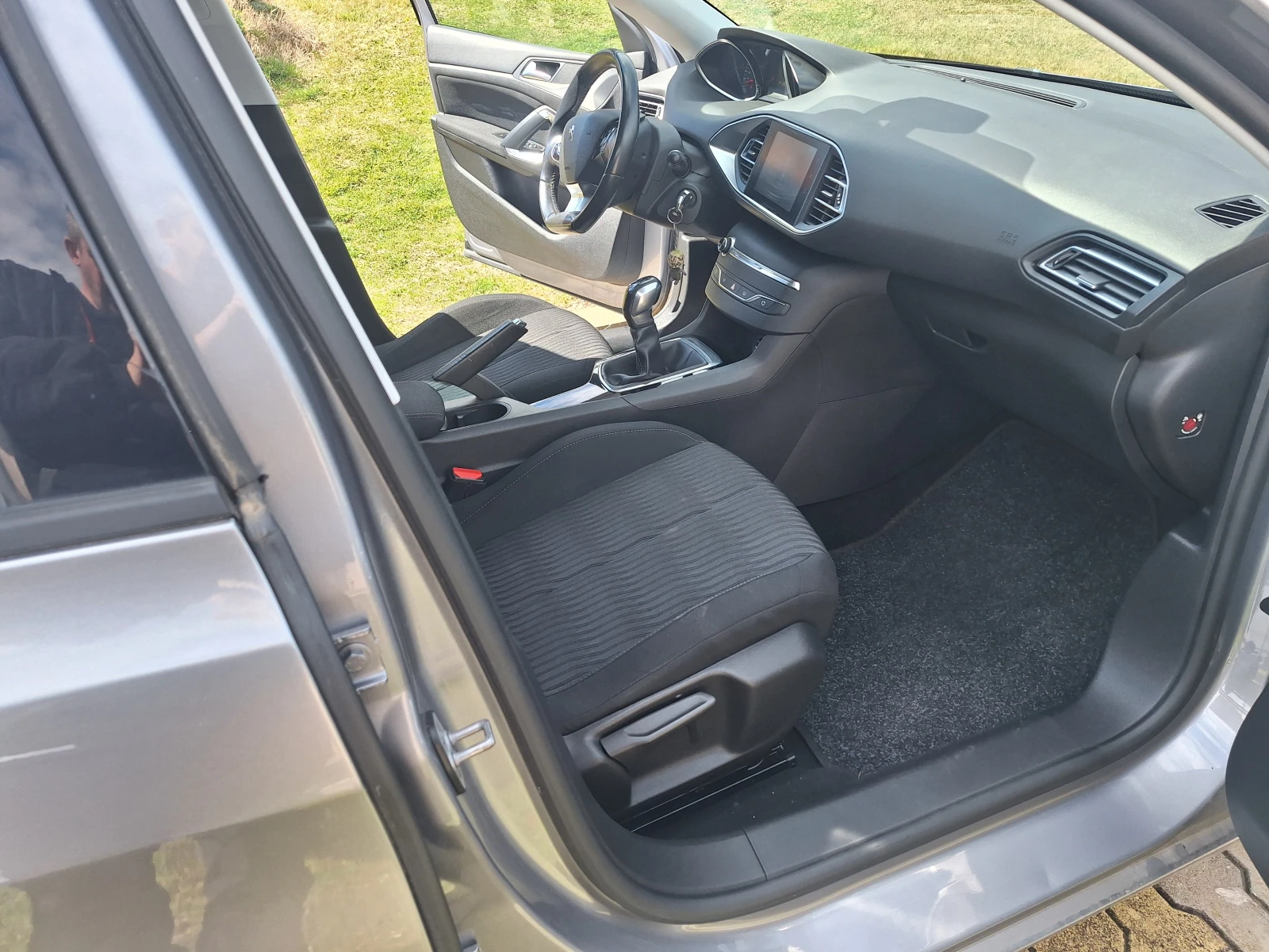 Peugeot 308, снимка 9 - Автомобили и джипове - 54067841