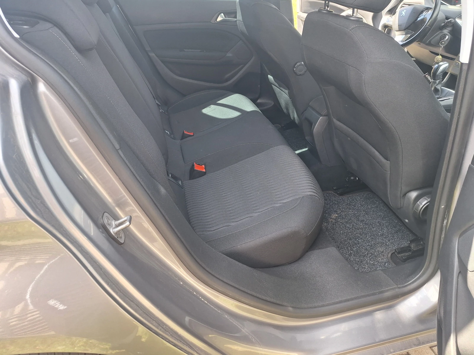 Peugeot 308, снимка 8 - Автомобили и джипове - 54067841