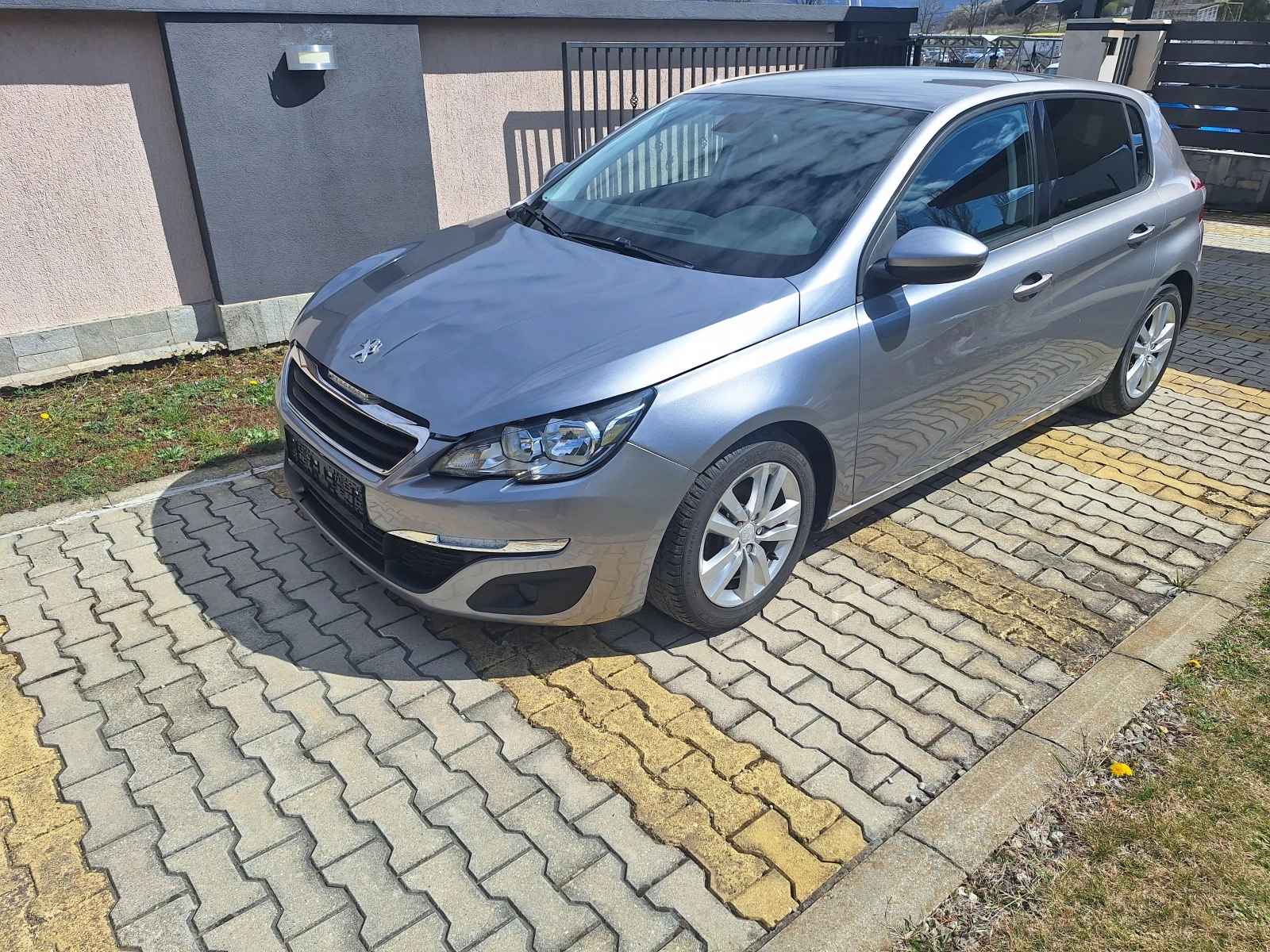 Peugeot 308