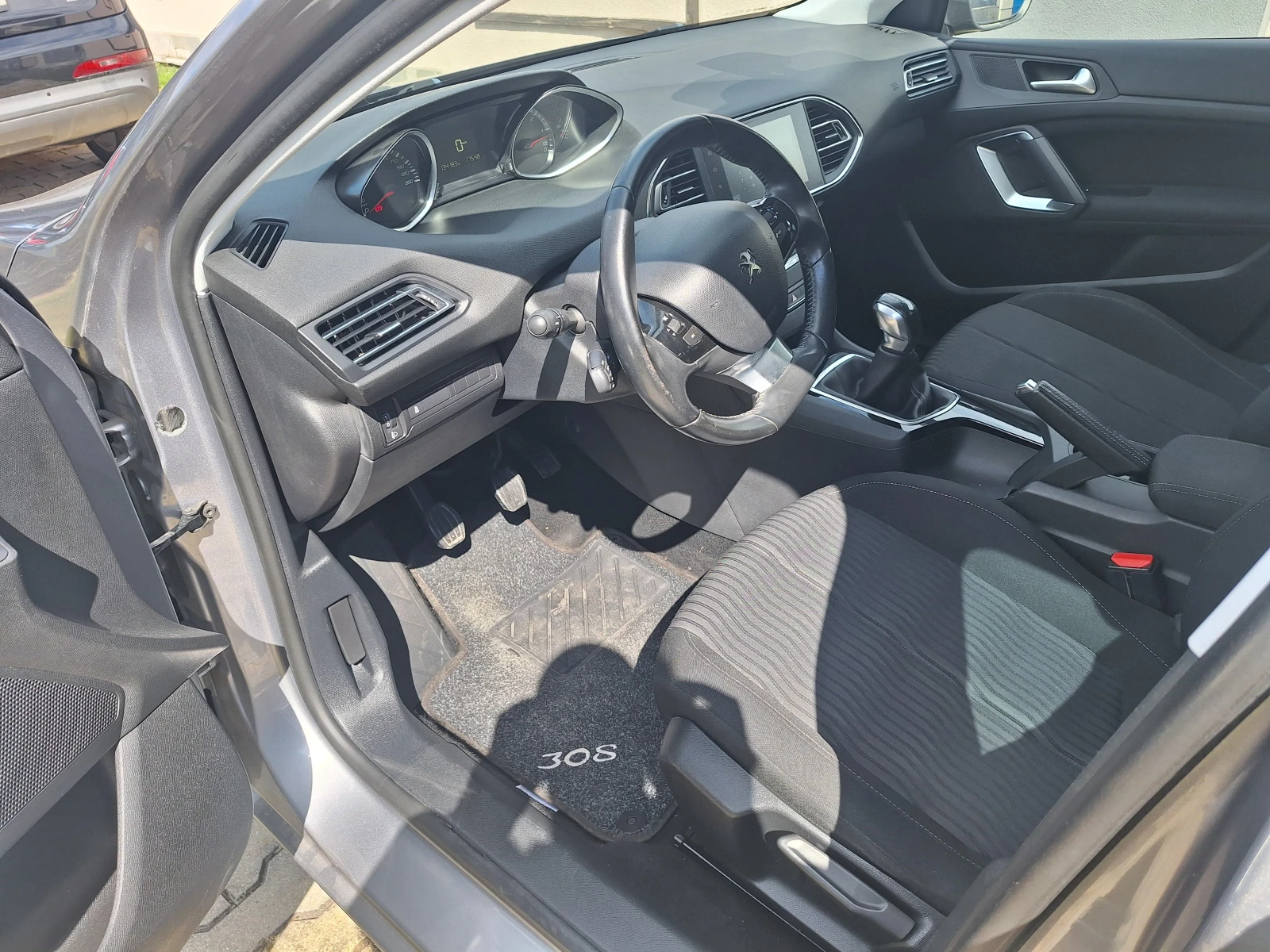 Peugeot 308, снимка 5 - Автомобили и джипове - 54067841