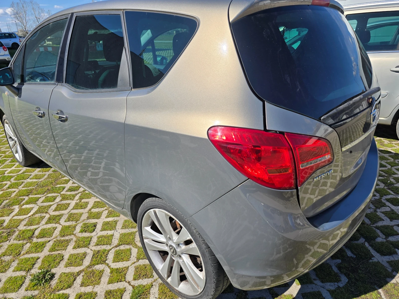 Opel Meriva 1.4 turbo , снимка 6 - Автомобили и джипове - 54115859