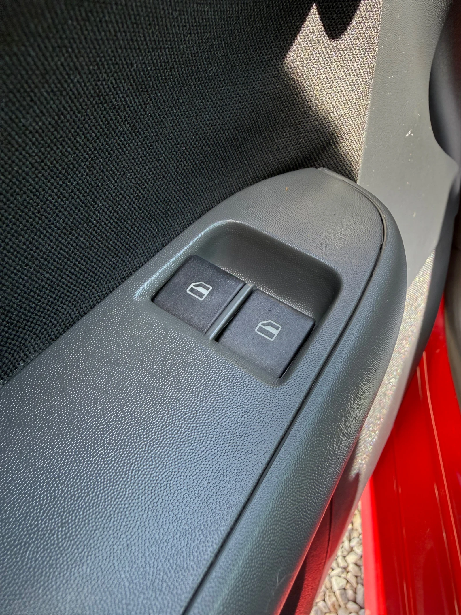 Seat Ibiza 1.4i, снимка 13 - Автомобили и джипове - 54329303