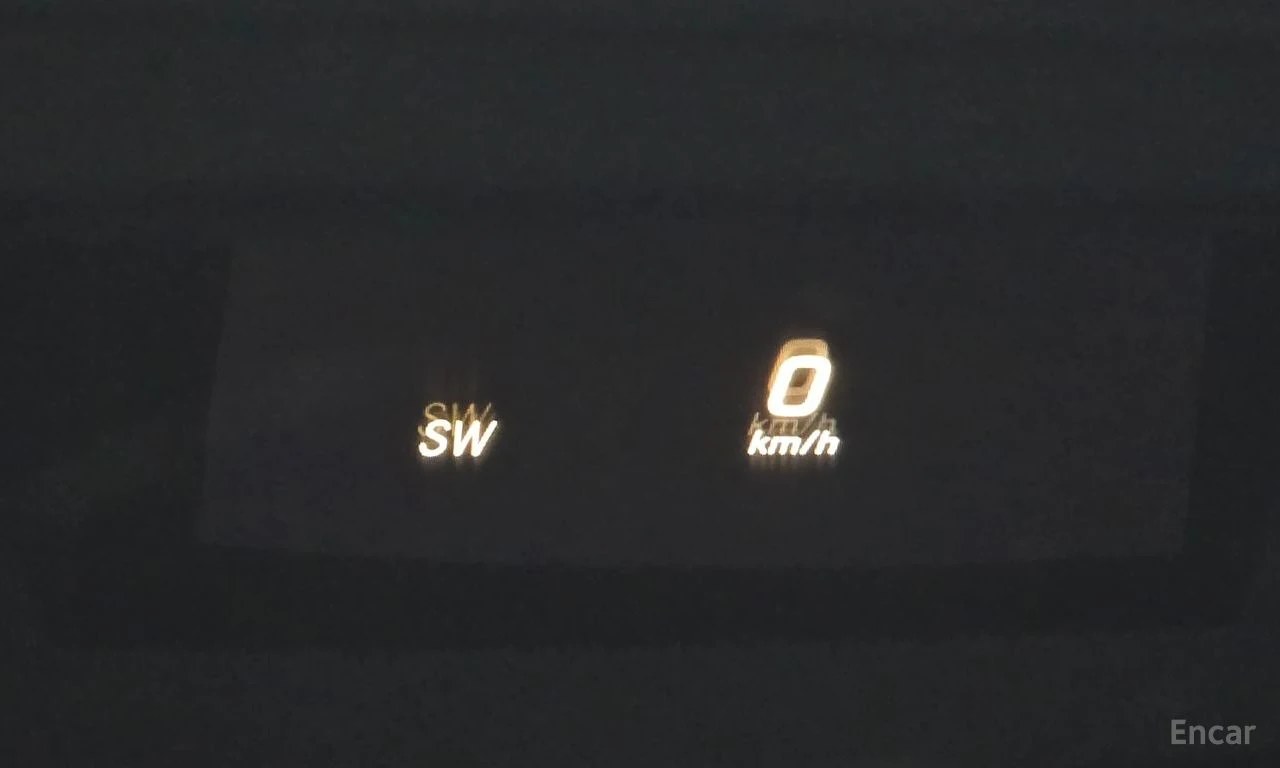 Mercedes-Benz E 220 ПОДГРЕВ* КАМЕРА* PARK ASSIST* HEADUP, снимка 16 - Автомобили и джипове - 54391318