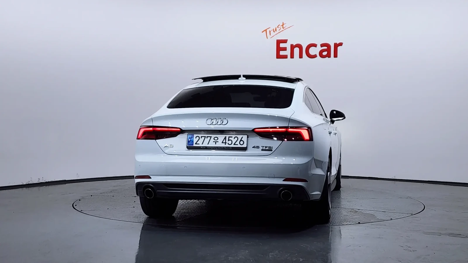 Audi A5 45 TFSI Quattro Premium Sportback, снимка 4 - Автомобили и джипове - 54722221