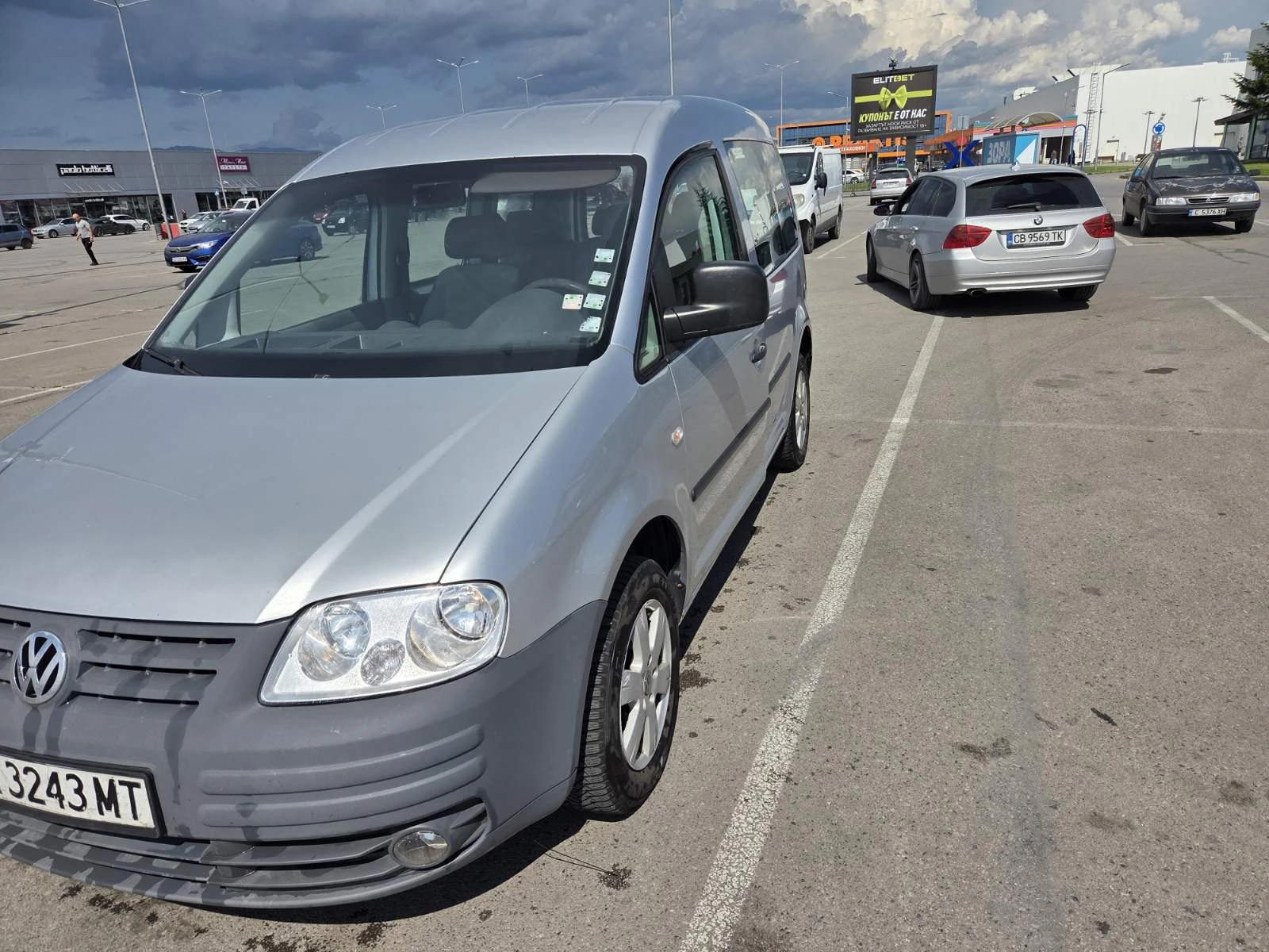 VW Caddy, снимка 4 - Автомобили и джипове - 54856366