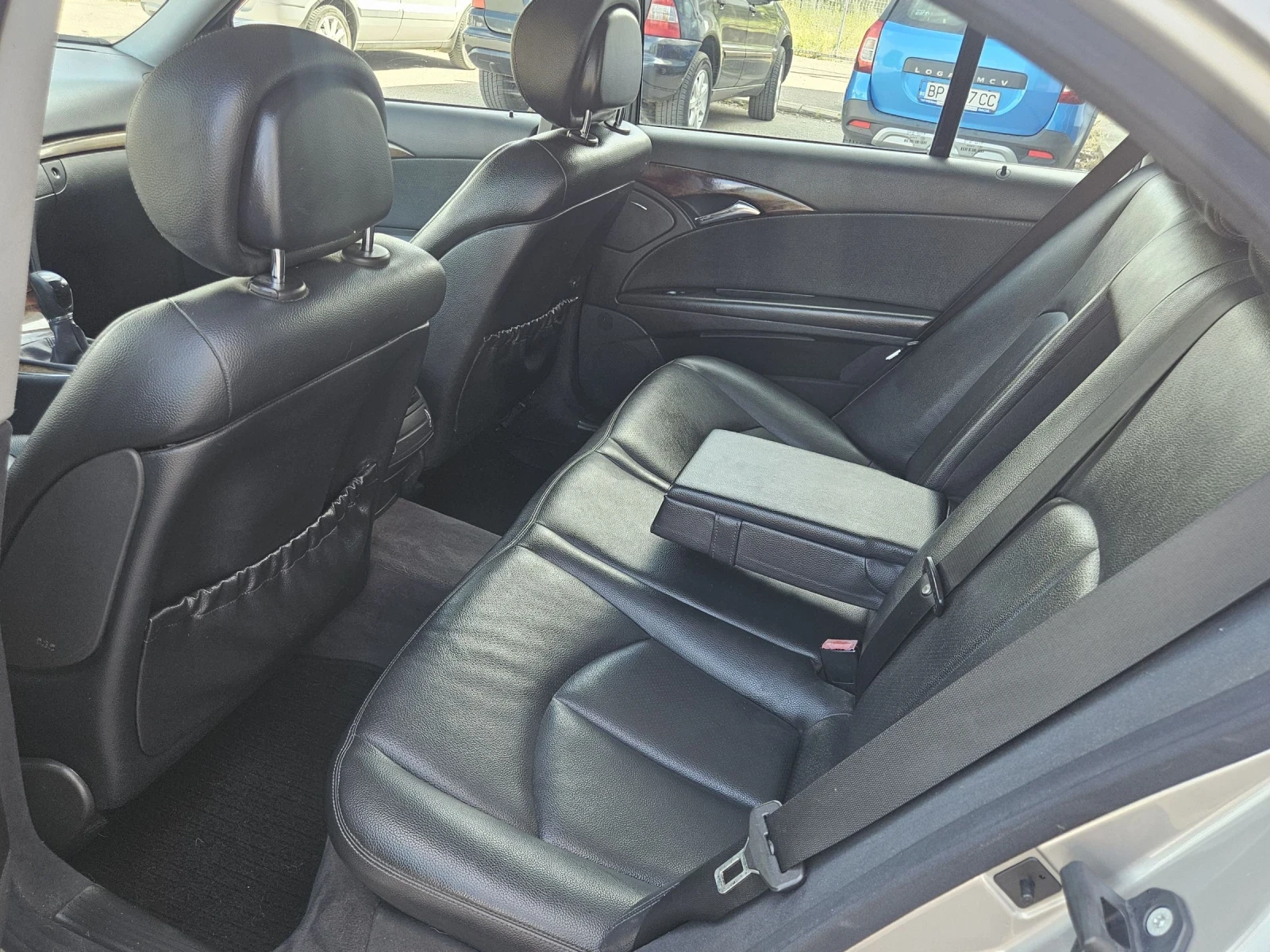 Mercedes-Benz E 220 CDI* 150ps, снимка 5 - Автомобили и джипове - 54884466