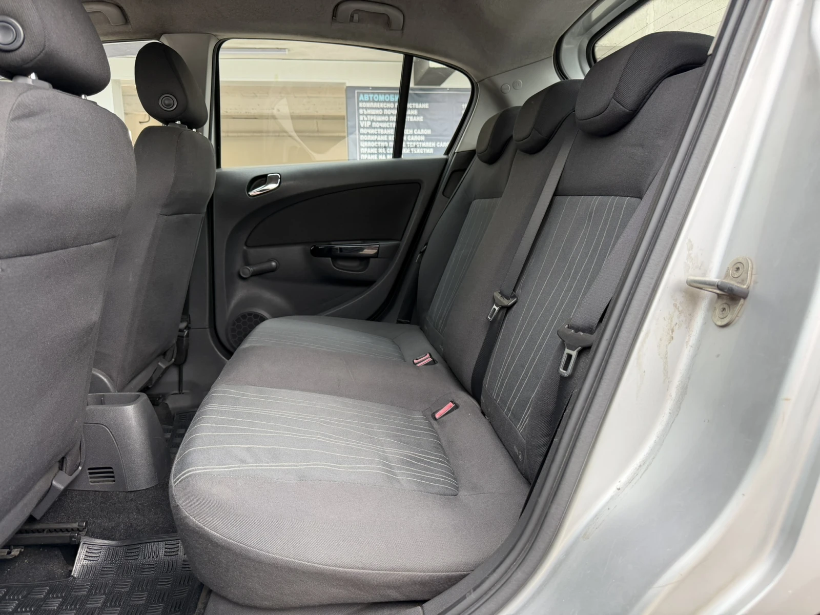 Opel Corsa 1.3CDTI КЛИМА COSMO НОВИ ГУМИ, снимка 11 - Автомобили и джипове - 55156272