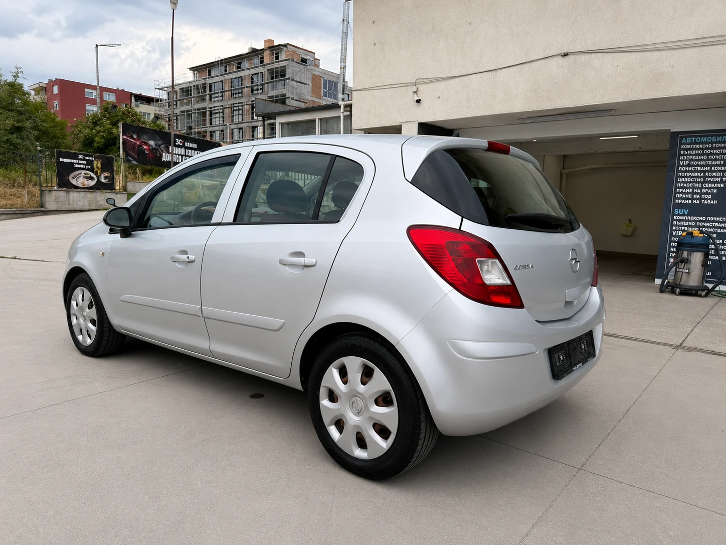 Opel Corsa 1.3CDTI КЛИМА COSMO НОВИ ГУМИ, снимка 5 - Автомобили и джипове - 55156272