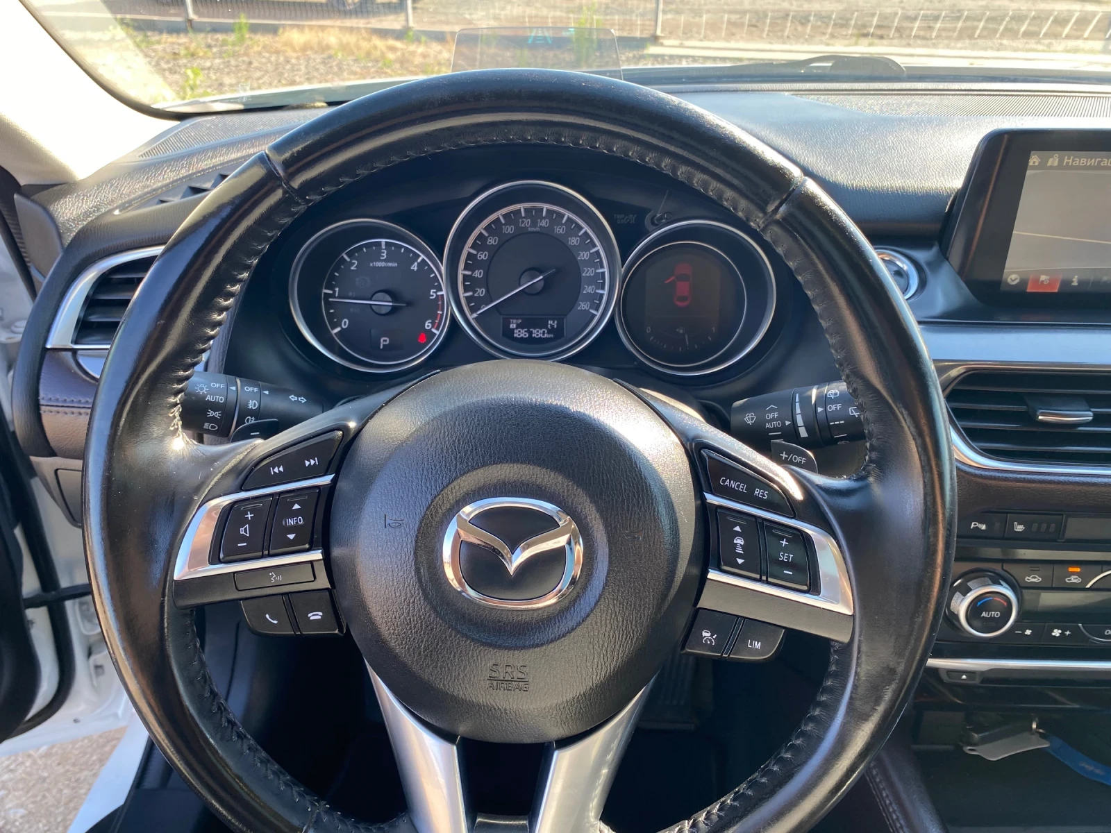 Mazda 6 2.2 d 4x4 CH, снимка 13 - Автомобили и джипове - 55244682