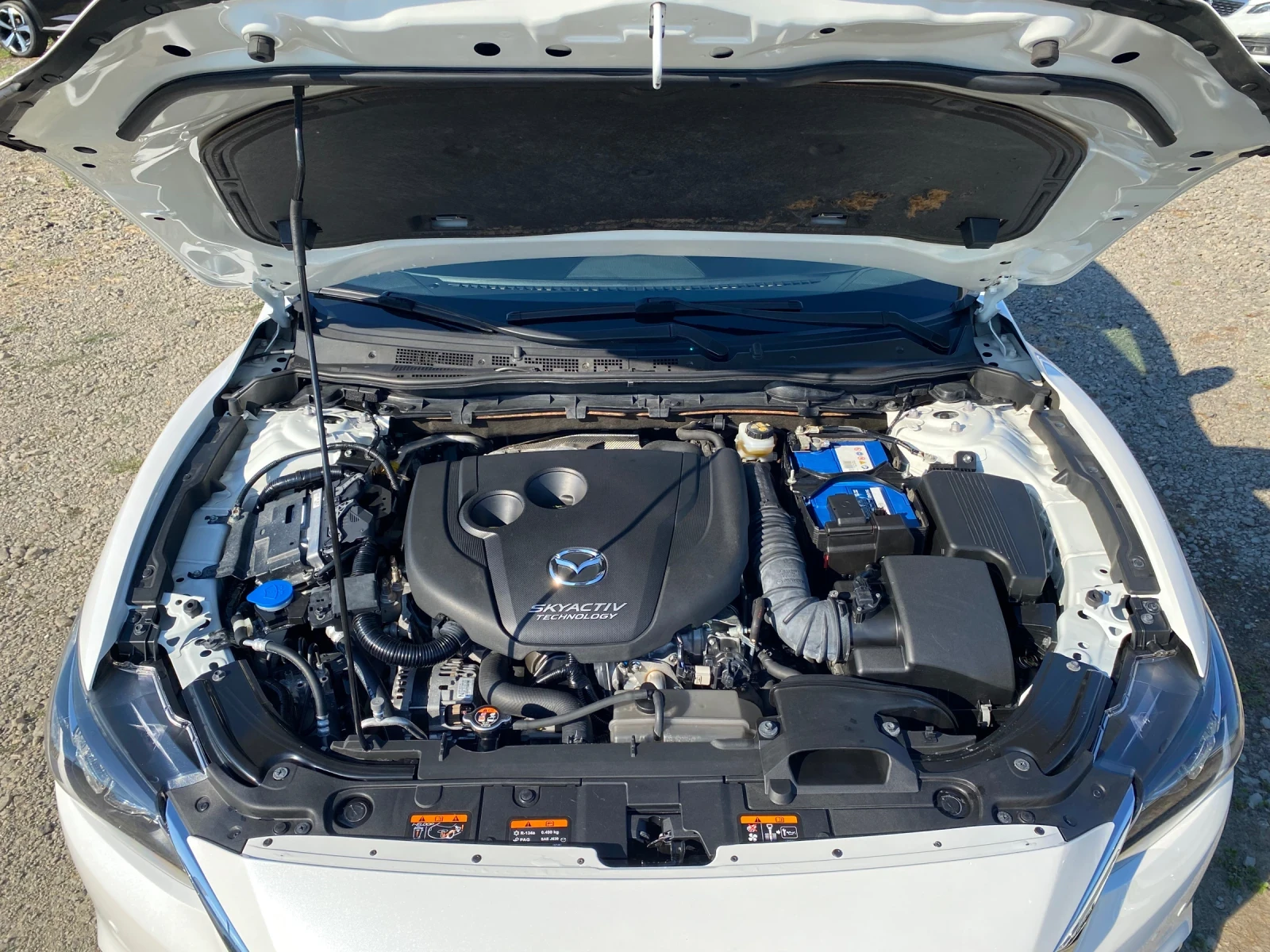 Mazda 6 2.2 d 4x4 CH, снимка 16 - Автомобили и джипове - 55244682