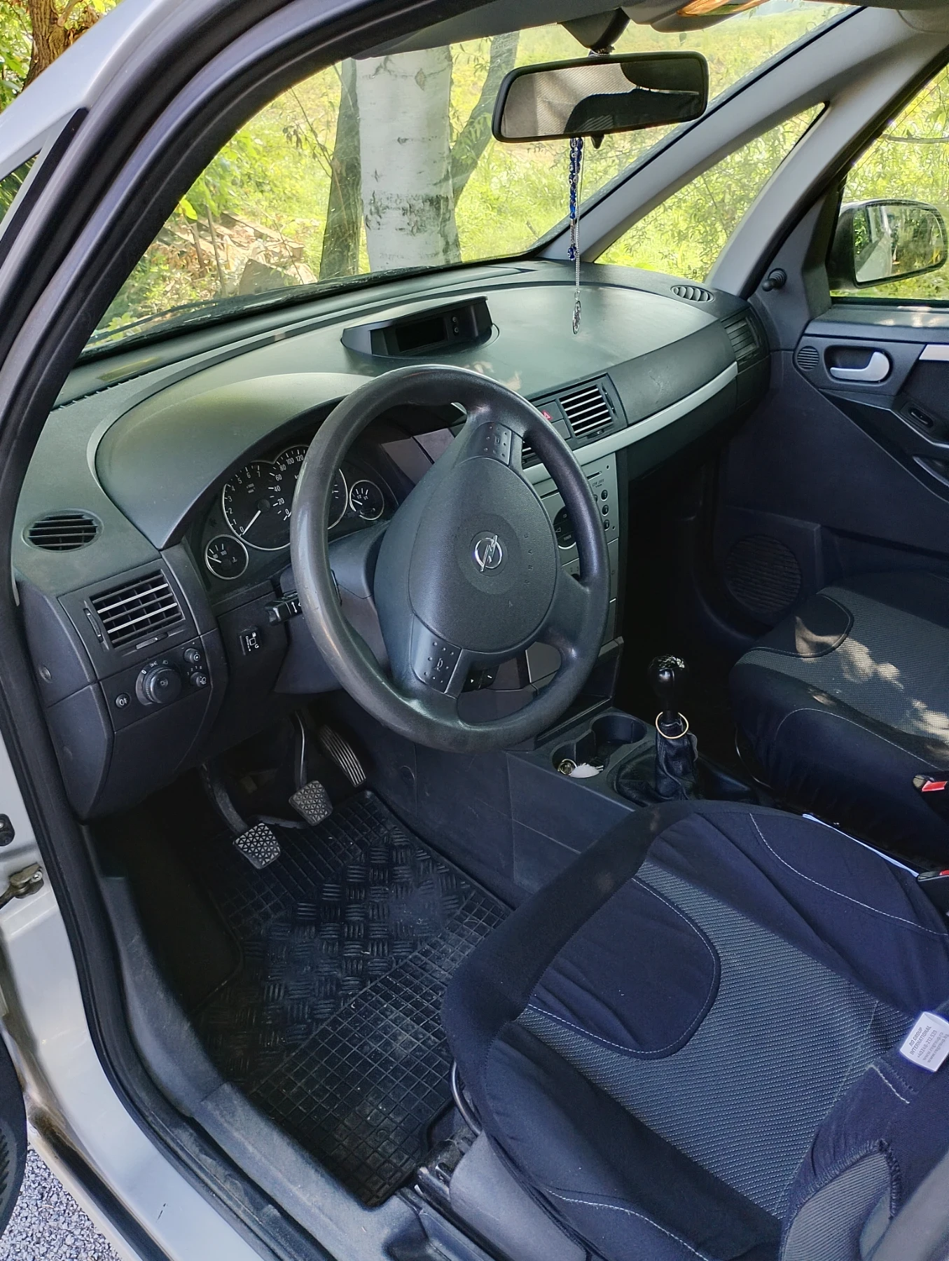 Opel Meriva, снимка 3 - Автомобили и джипове - 55349985