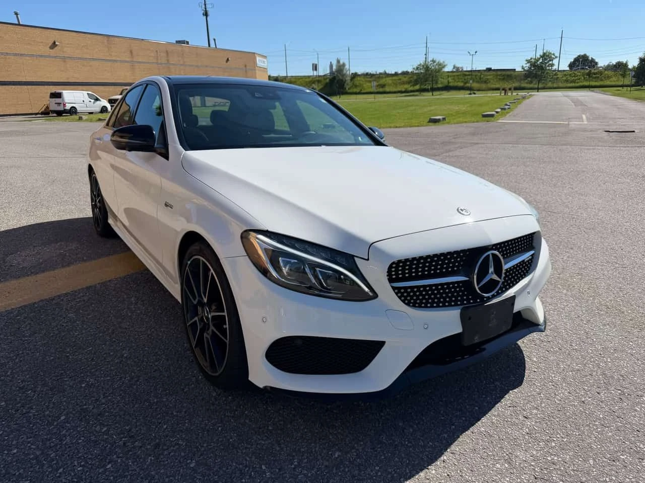 Mercedes-Benz C 43 AMG * Sedan, 1 Owner, Sport Exhaust, Pano Roof * CARFA, снимка 6 - Автомобили и джипове - 55454972