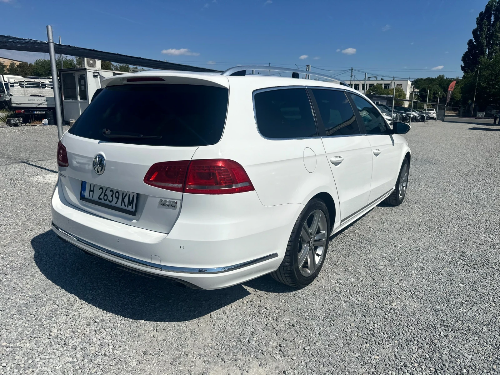 VW Passat 2.0 TDI.R.Line-4x4.170ks, снимка 8 - Автомобили и джипове - 55970950
