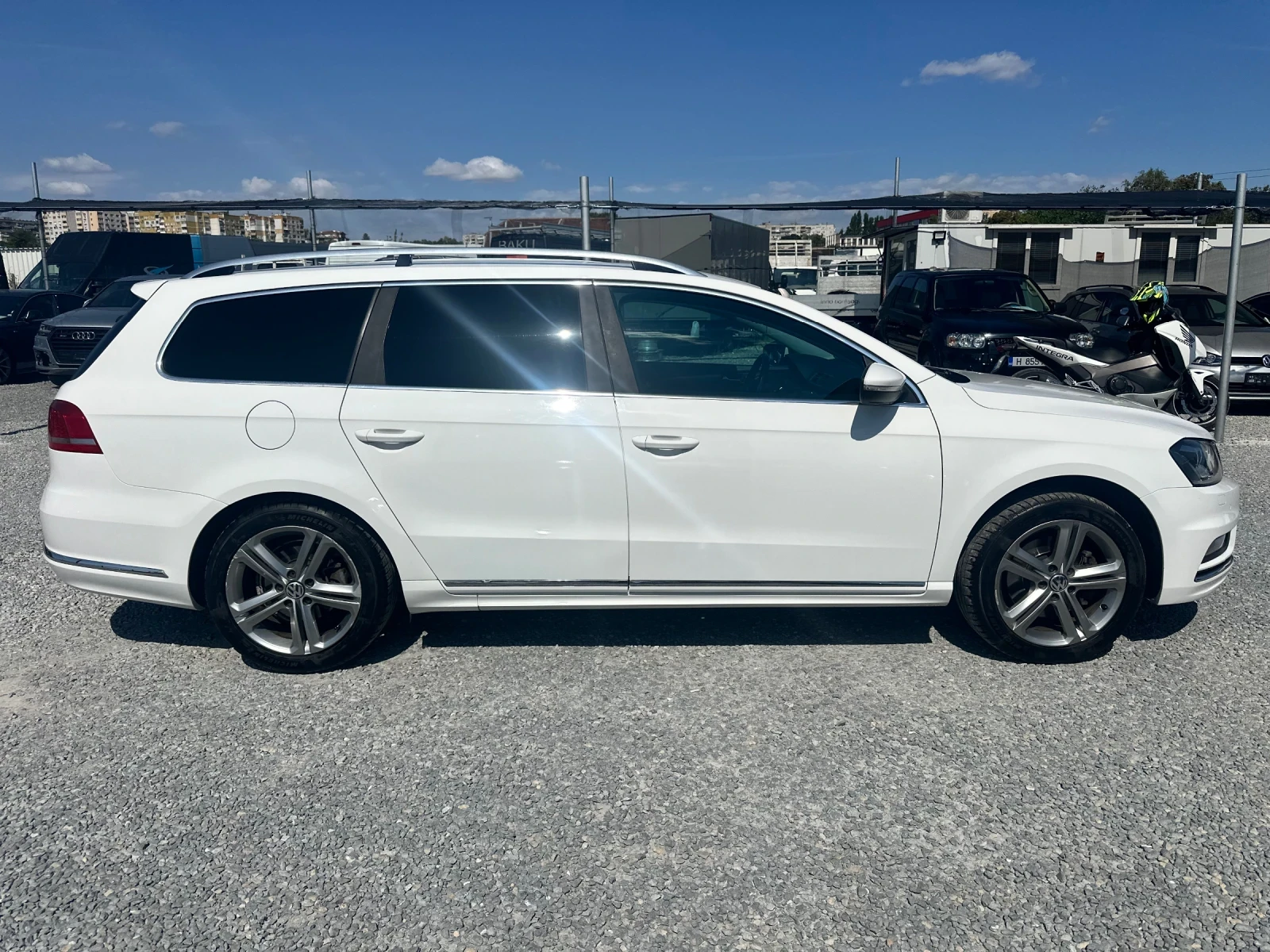 VW Passat 2.0 TDI.R.Line-4x4.170ks, снимка 4 - Автомобили и джипове - 55970950