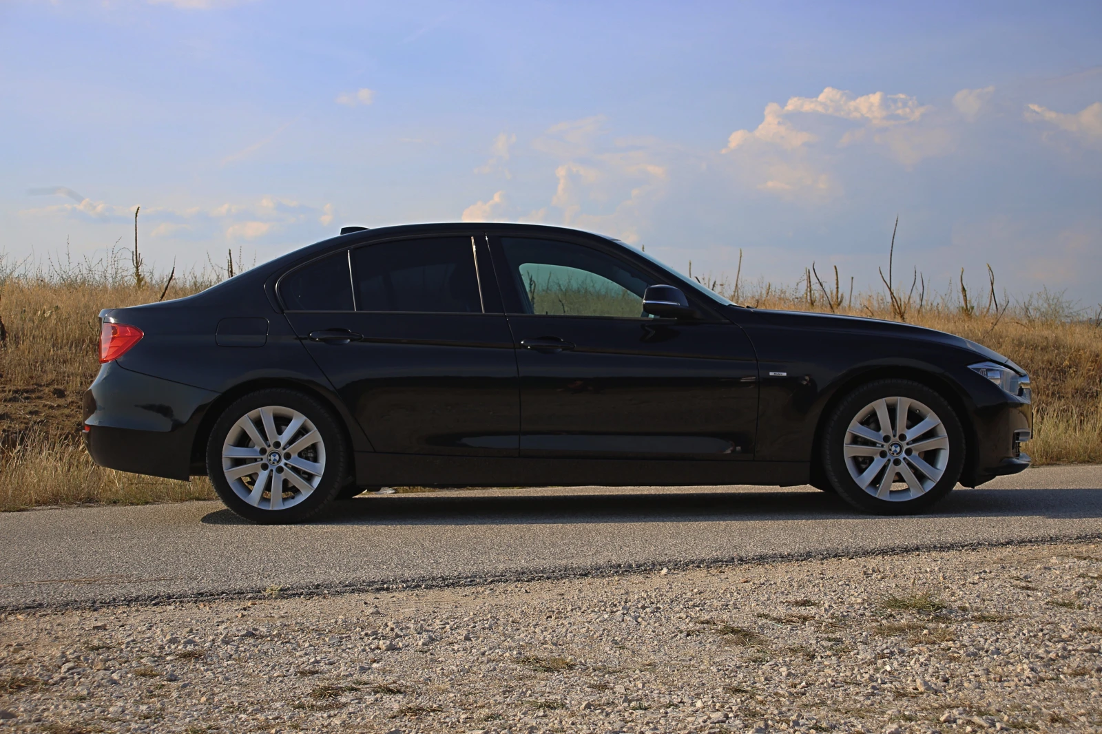 BMW 318 318d, снимка 3 - Автомобили и джипове - 56087948