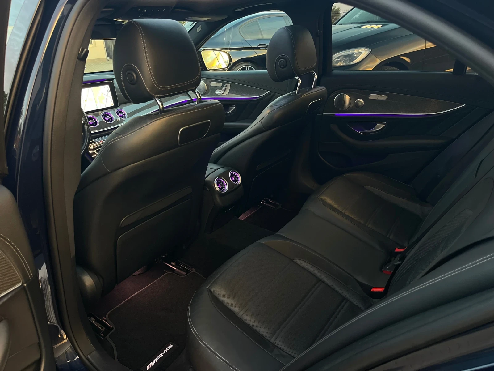 Mercedes-Benz E 43 AMG AMG, снимка 12 - Автомобили и джипове - 56334288