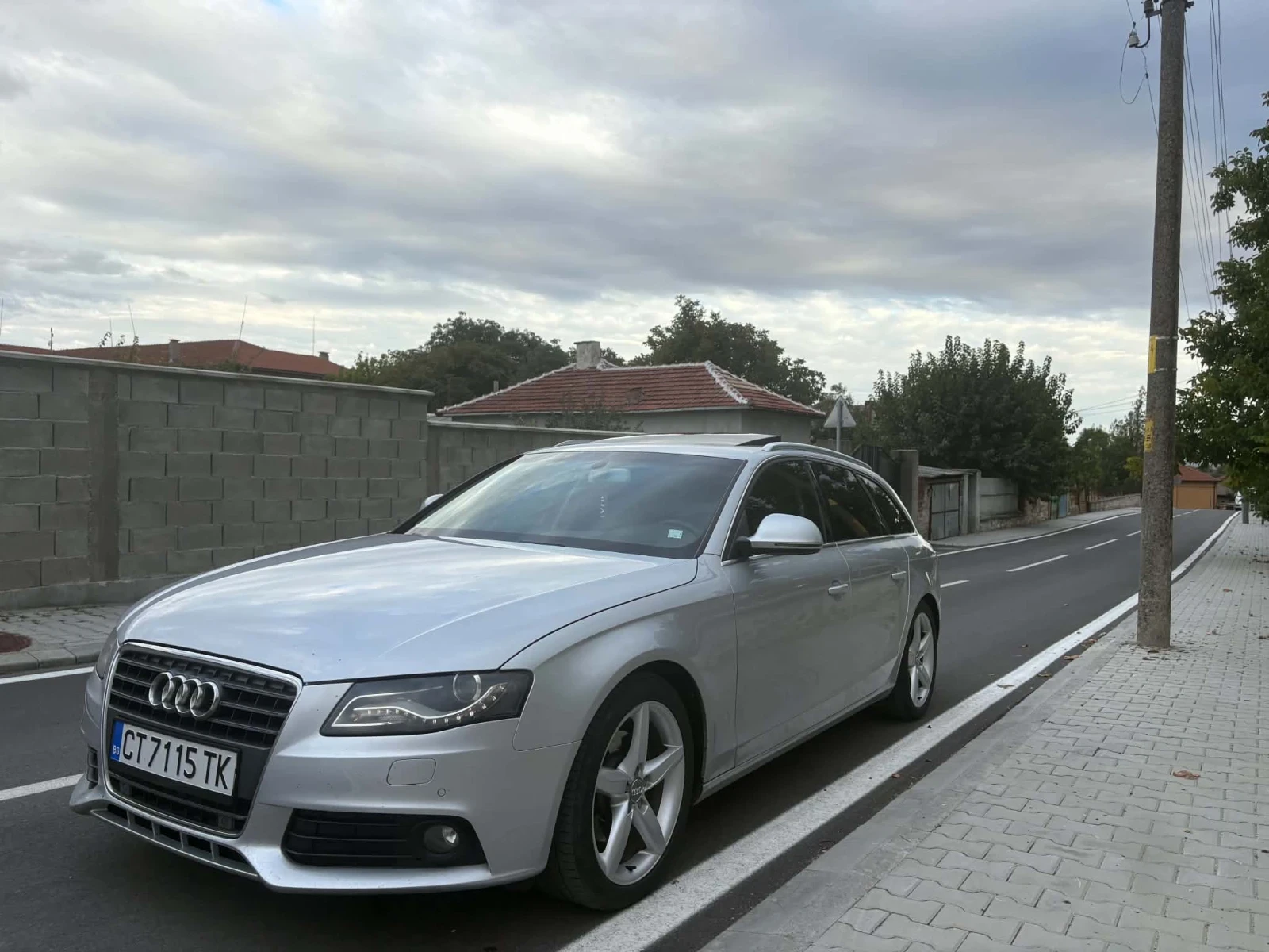 Audi A4, снимка 3 - Автомобили и джипове - 56353985