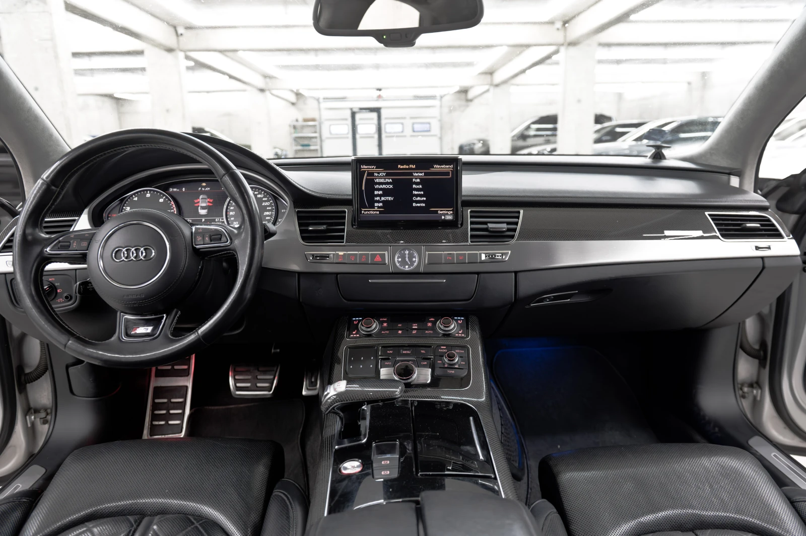Audi S8 STAGE 2 700КС, снимка 10 - Автомобили и джипове - 56606787