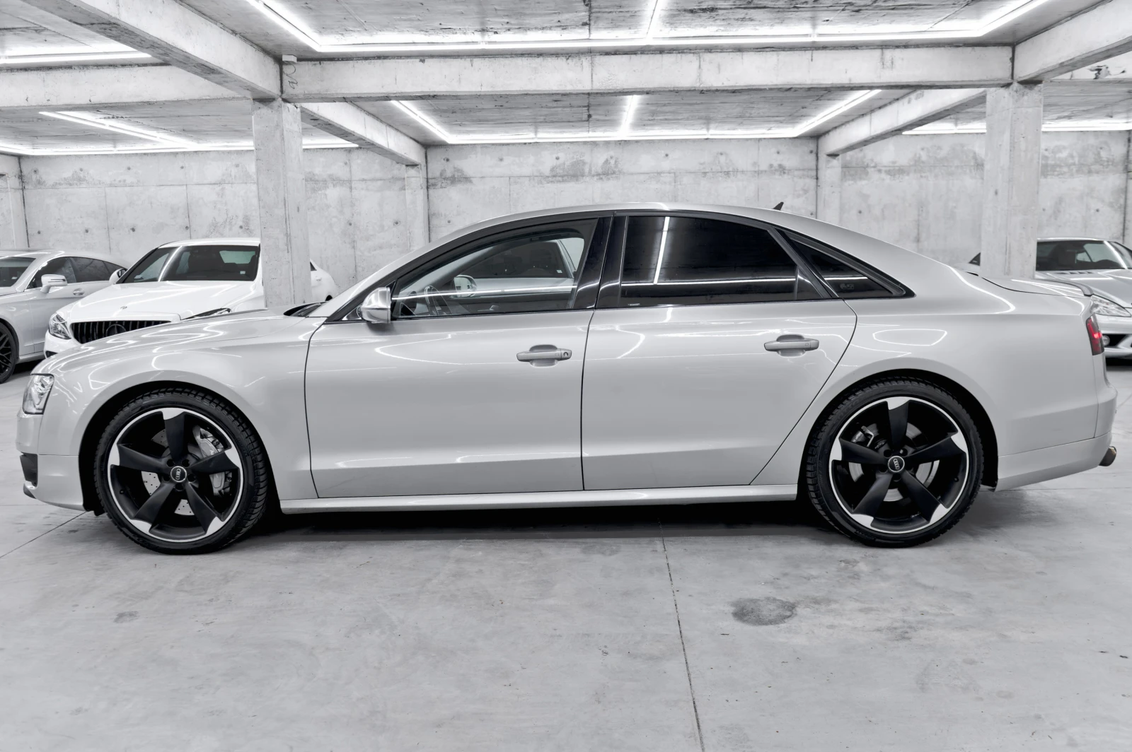 Audi S8 STAGE 2 700КС, снимка 4 - Автомобили и джипове - 56606787