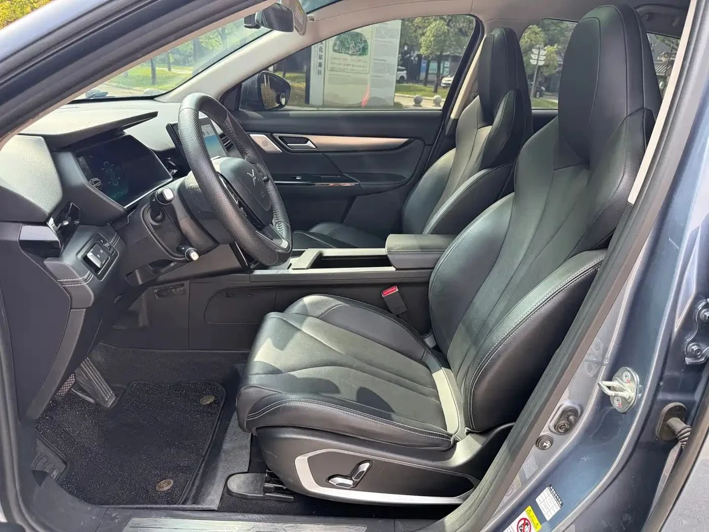 Xpeng G6, снимка 8 - Автомобили и джипове - 56687172