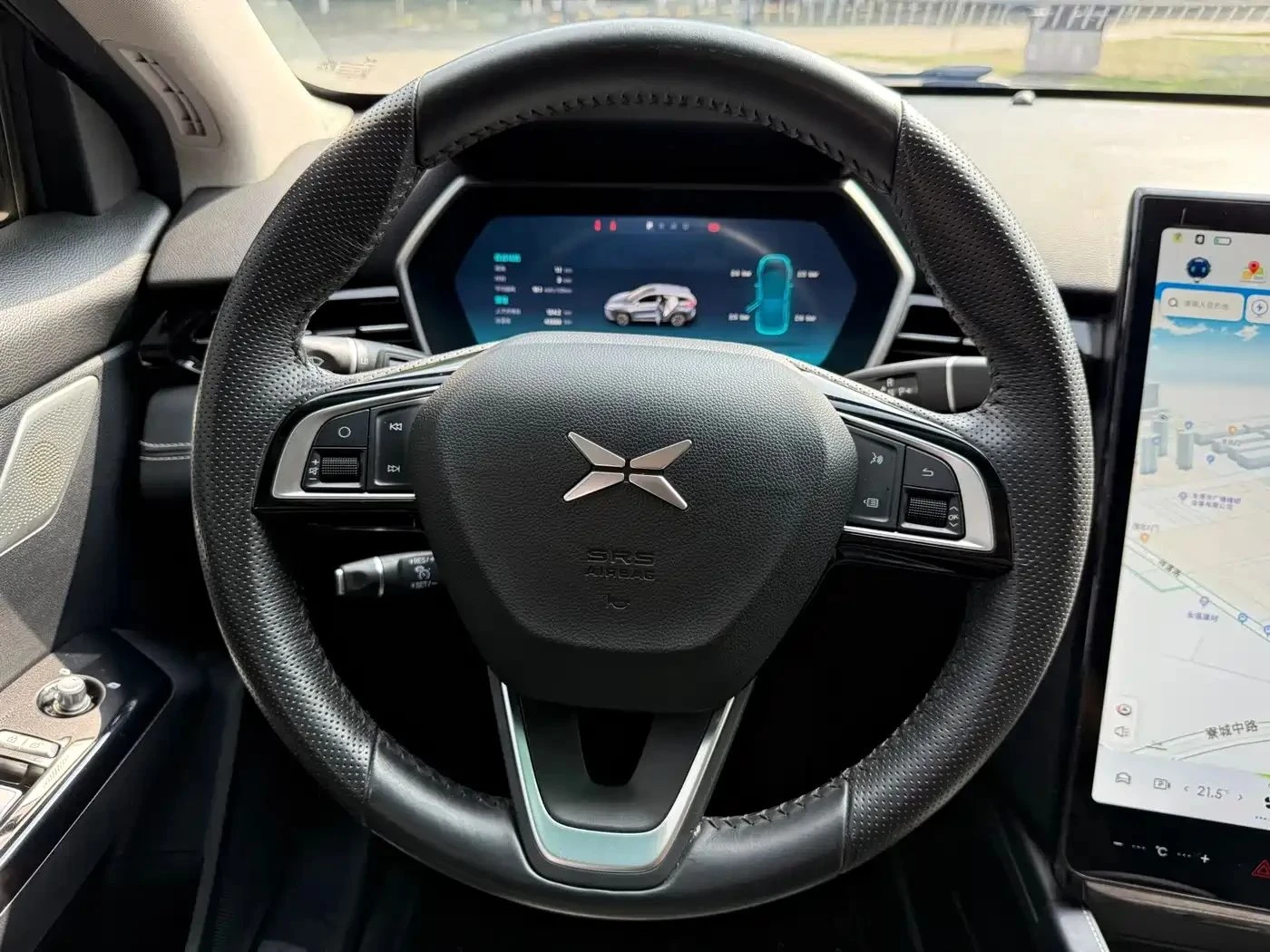 Xpeng G6, снимка 10 - Автомобили и джипове - 56687172