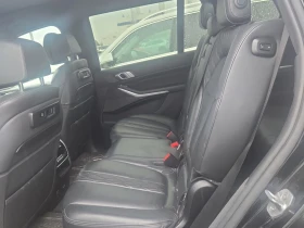 BMW X7  40i* B58* Harman Kardon* Distronic* Digital key, снимка 9