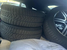 Mercedes-Benz GLC 300 * 4MATIC * CARFAX * ЦЕНА ДО БЪЛГАРИЯ - 39700 лв. - 94945979 10