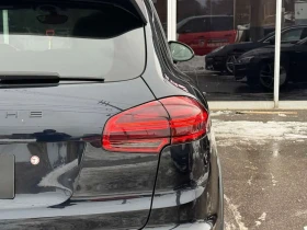Porsche Cayenne * | PREMIUM | BOSE | PANO | RED LEATHER * CARFAX * - 23300 € / 45570.84 лв. - 74063738 11