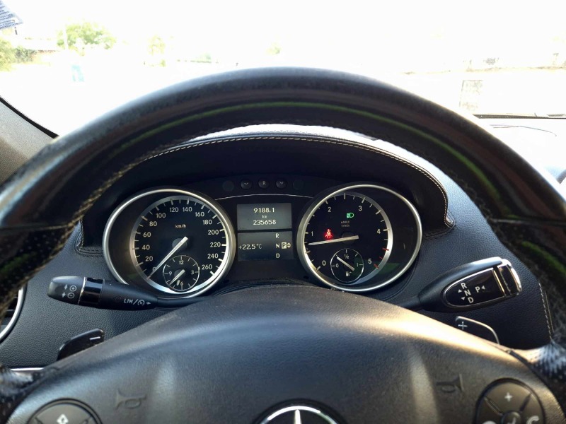 Mercedes-Benz ML 350 Grand Edition, снимка 7 - Автомобили и джипове - 46451452
