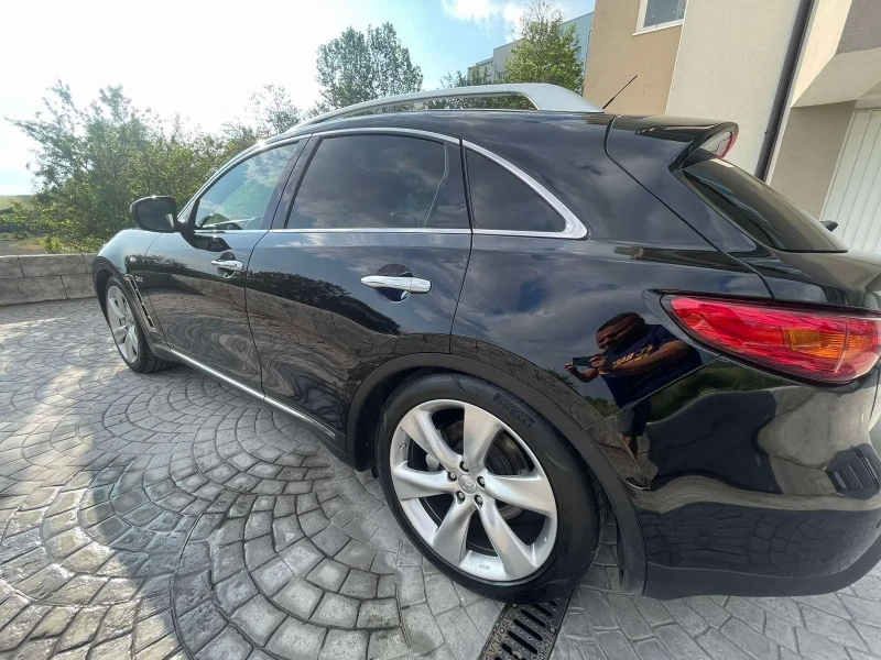 Infiniti QX70, снимка 7 - Автомобили и джипове - 49882786