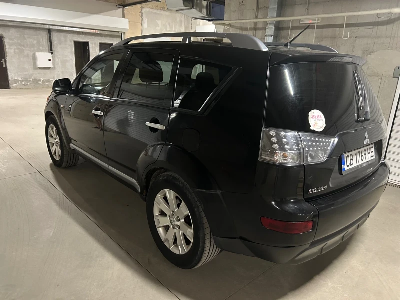 Mitsubishi Outlander Navi Keyless 4x4, снимка 4 - Автомобили и джипове - 51661457