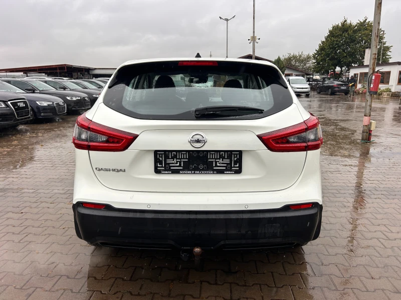 Nissan Qashqai 1.2i EURO 6, снимка 7 - Автомобили и джипове - 51922286