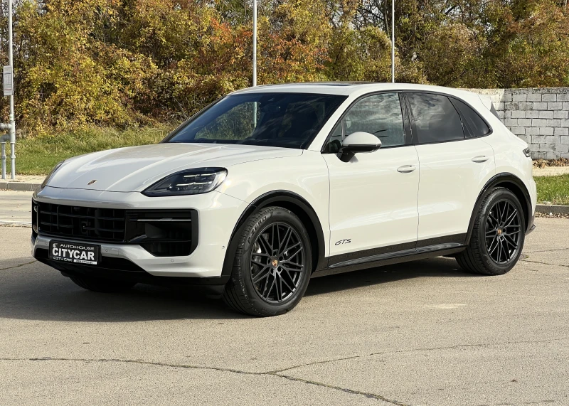 Porsche Cayenne GTS/FACELIFT/SPORT DESIGN/CARBON/BOSE/PANO/HEAD UP, снимка 3 - Автомобили и джипове - 52275559