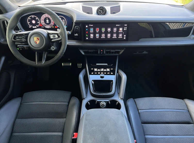 Porsche Cayenne GTS/FACELIFT/SPORT DESIGN/CARBON/BOSE/PANO/HEAD UP, снимка 14 - Автомобили и джипове - 52275559